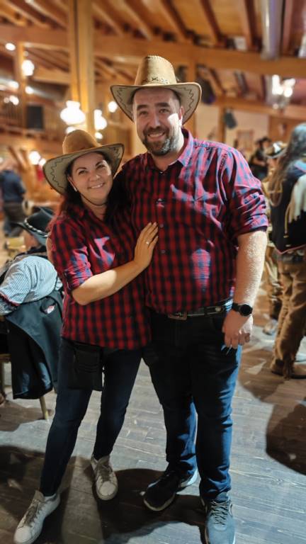 Evelyn und Benni vom Western Steakhouse Team