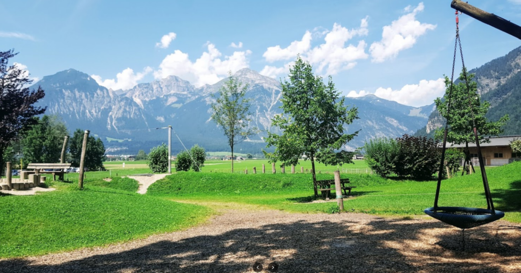 Kinderspielplatz im Zillertal Schlitters (Mittel)